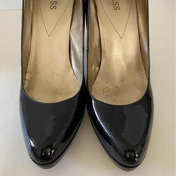 Vintage Guess Black Patent Leather Platform Pumps in Size 10 - Picture 5 of 11